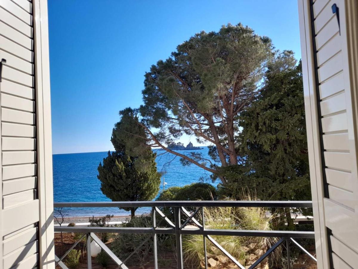 LuxBeachFront Petrovac na moru Exterior foto