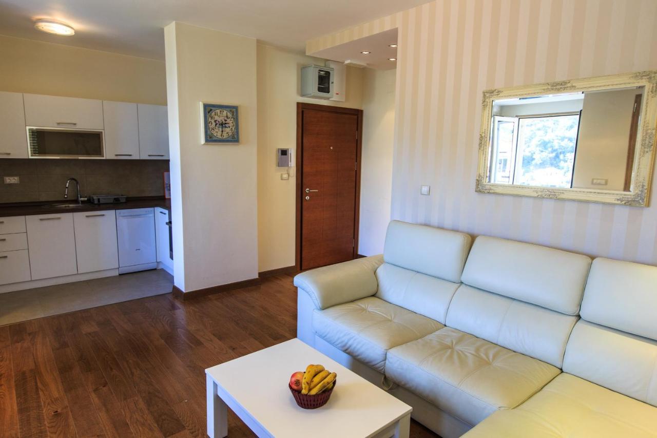 LuxBeachFront Petrovac na moru Exterior foto