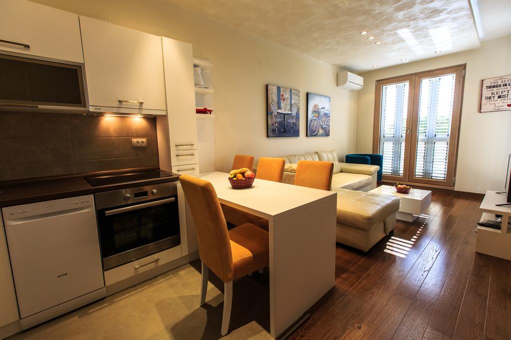 LuxBeachFront Petrovac na moru Exterior foto